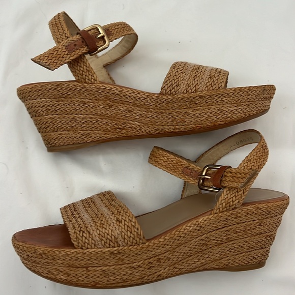 Stuart Weitzman woven leather 7M - Picture 1 of 12